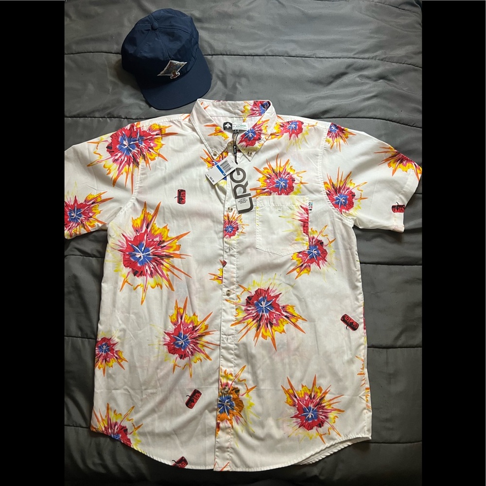 Mens LRG (Lifted Research Group) Button Down T-shirt